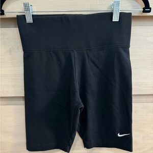NIKE biker shorts